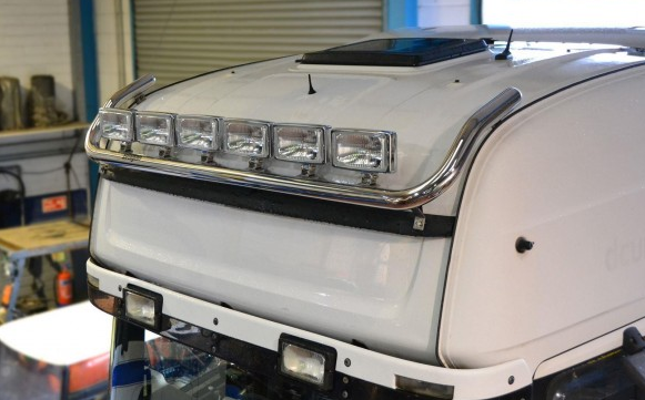 Volvo FM Series 2 & 3 Low Cab Roof Light Bar + Spots - Led Lights